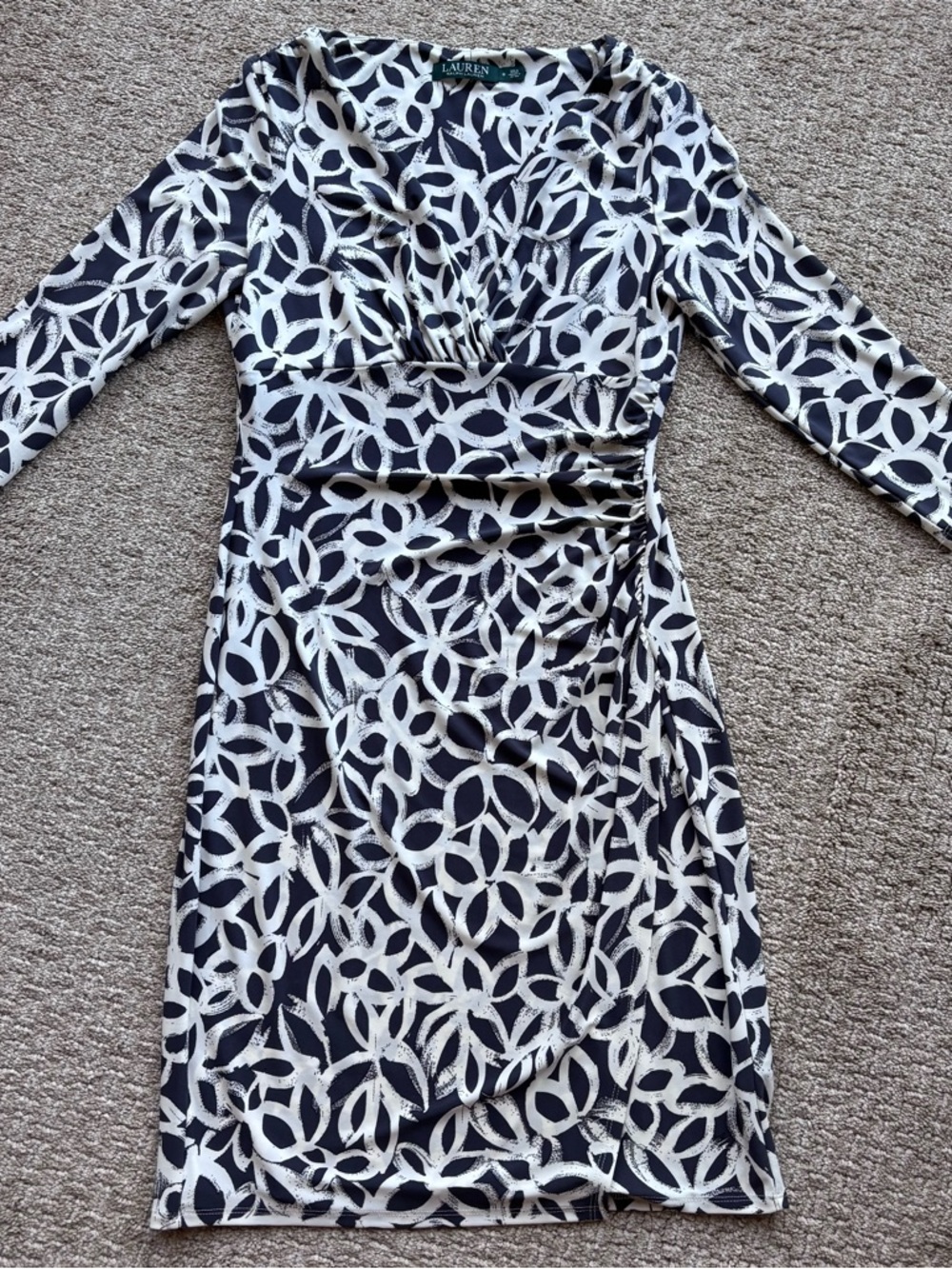Ralph Lauren Gray/White Printed Wrap-Style Dress Size 6